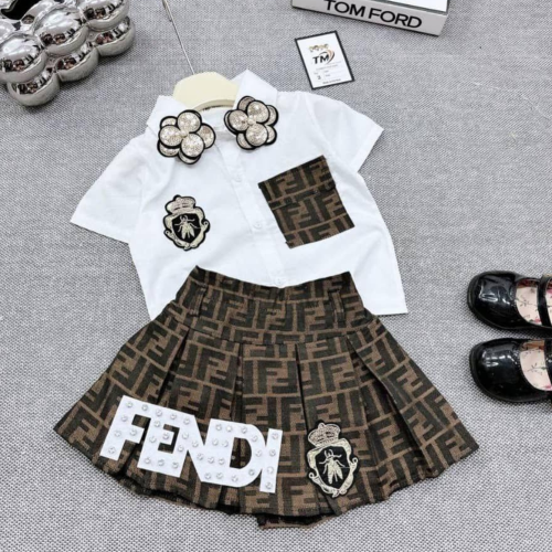Girls 2pcs set/Fendi Skirt